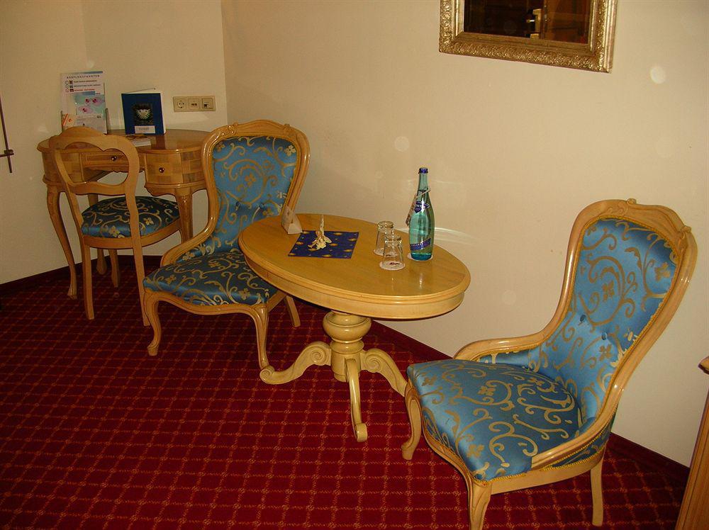 Hotel Schwarzer Adler Innsbruck Extérieur photo